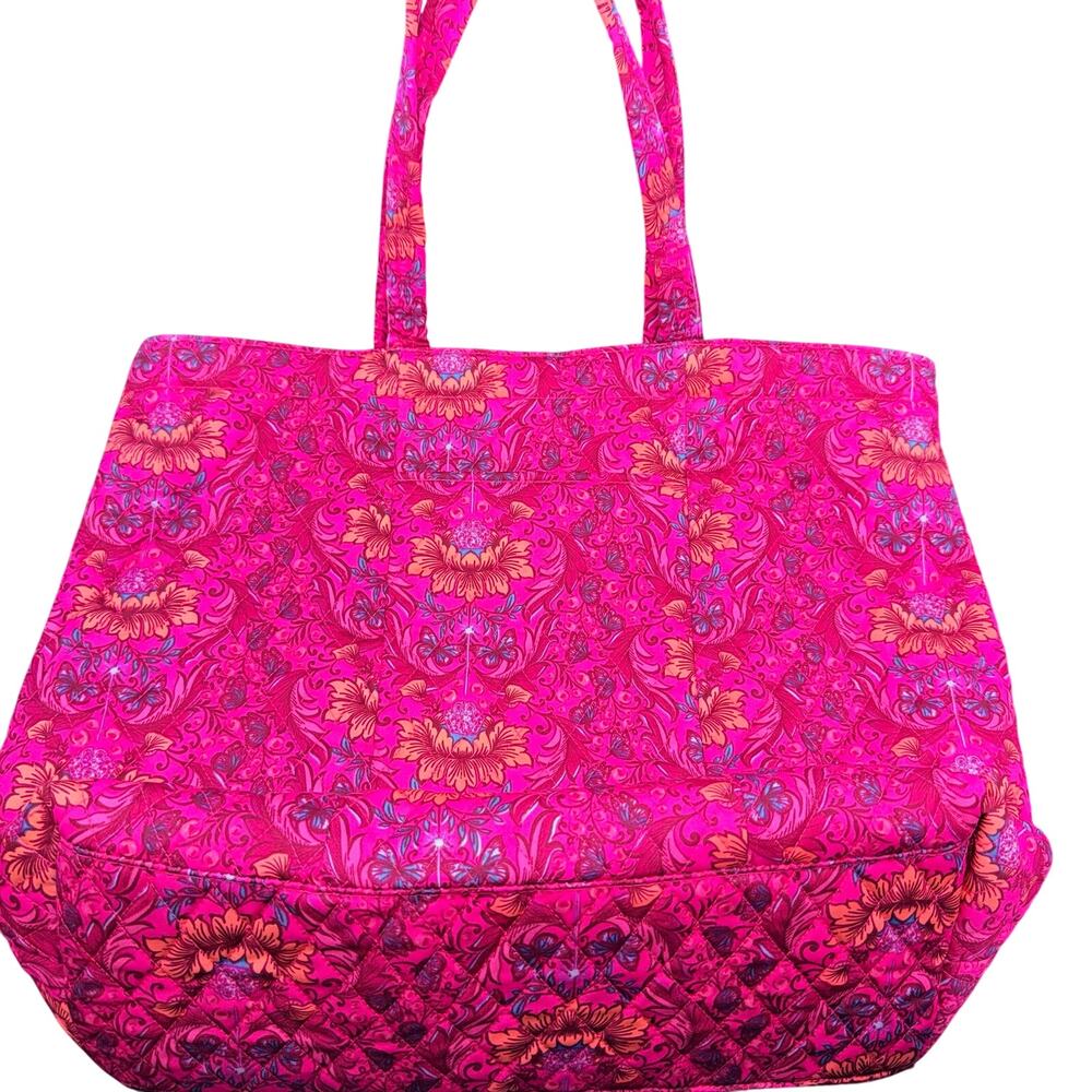 Vera Bradley Wicked Original Tote – “She’s So Good” Print – New With Tags - Picture 4 of 11